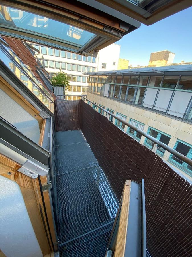 شيمنيتز Loft + Balkon In Historischem Altbau Am Marktplatz المظهر الخارجي الصورة
